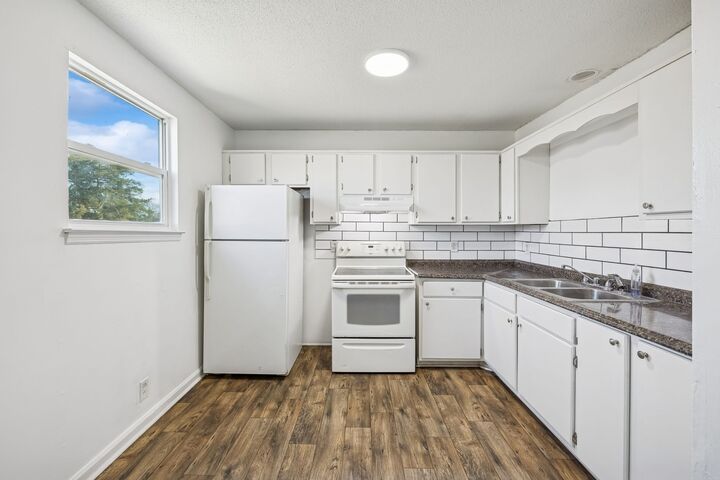 Property Photo: 3608 Willow Creek Ct TN 37207