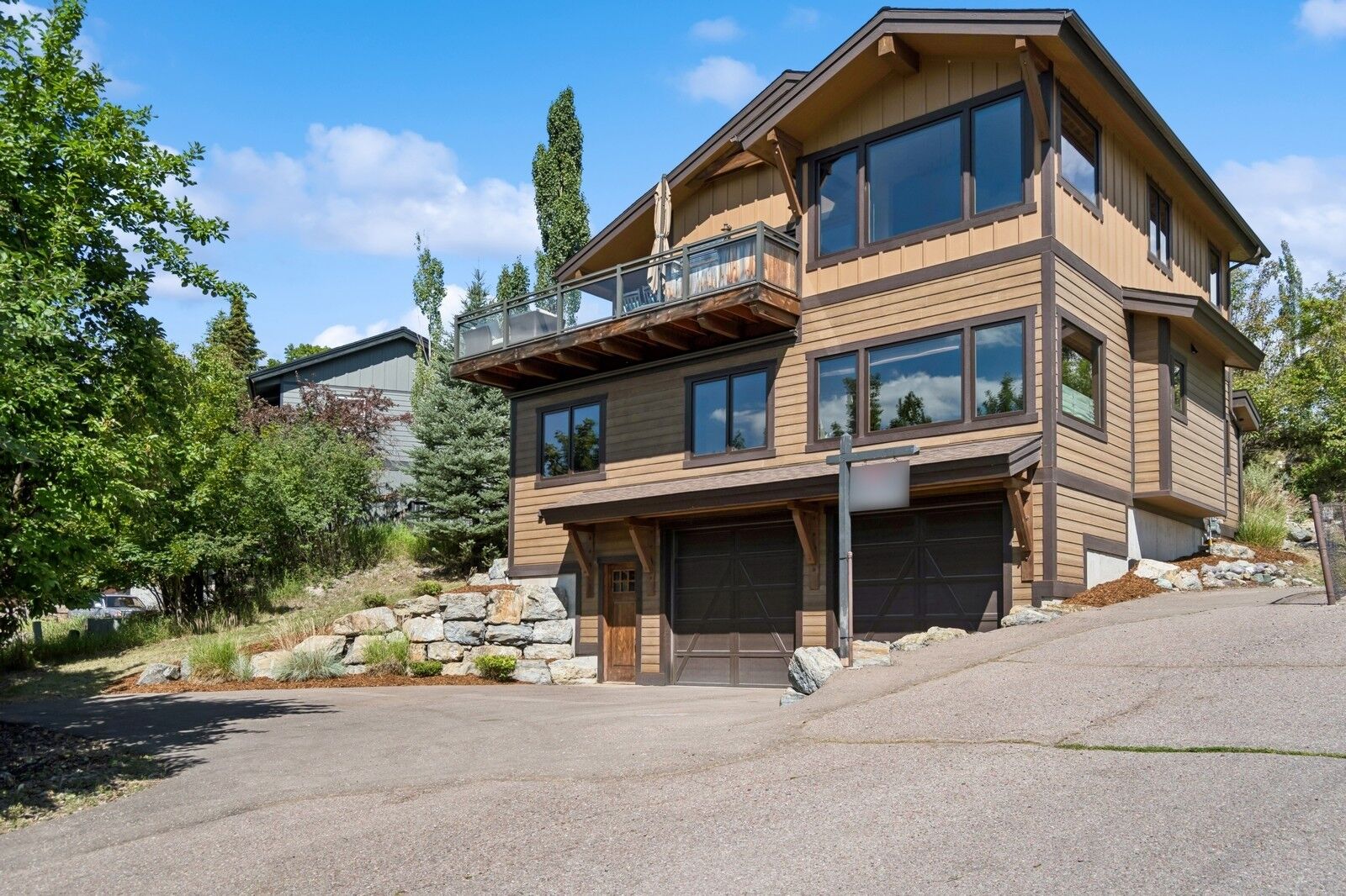 Property Photo:  104 Idaho Avenue  MT 59937 