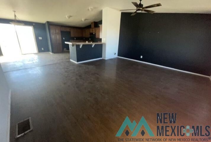 Property Photo:  2202 Iris Street  NM 88220-6172 