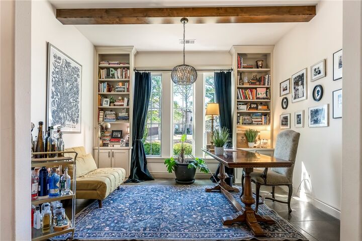 Property Photo:  1106 NE Thorn Hill Road  AR 72712 