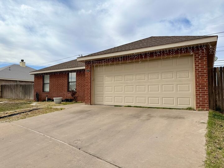 Property Photo:  3941 Esmond Dr  TX 79762 