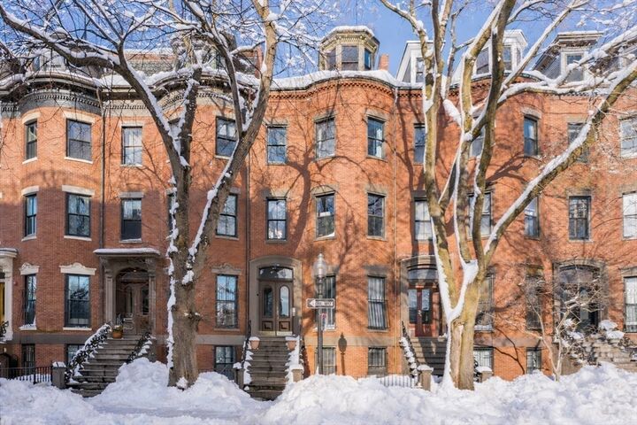 Property Photo: 77 Worcester St 4 MA 02118