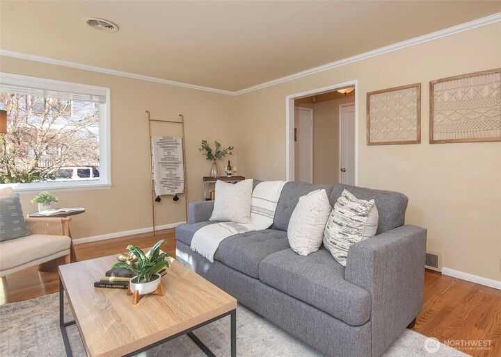 Property Photo: 865 NW 75th Street WA 98117