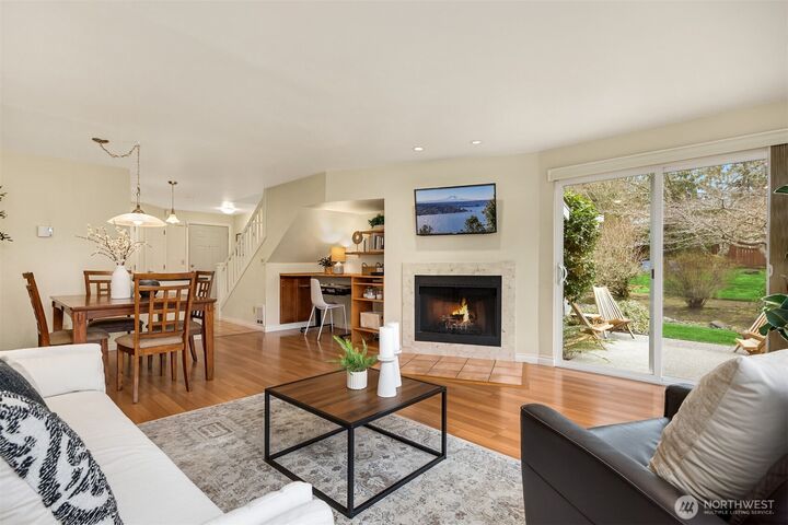 Property Photo: 1049 Madison Avenue N WA 98110