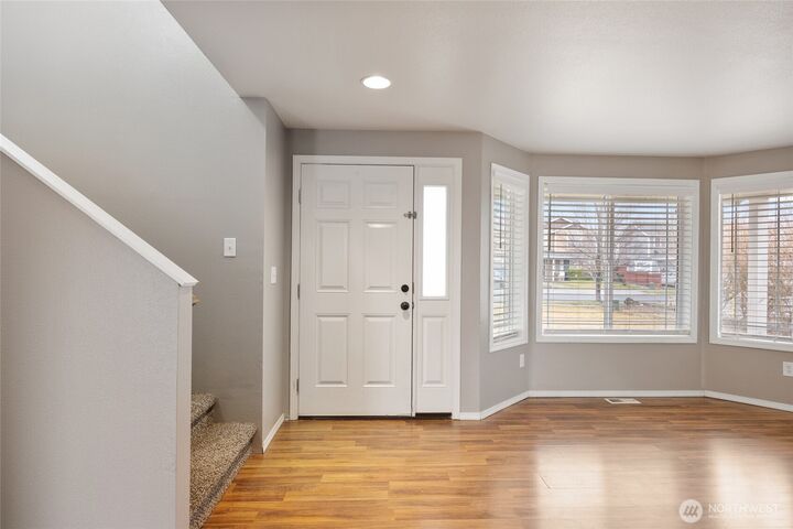 Property Photo:  2100  Perch Avenue  WA 98837 