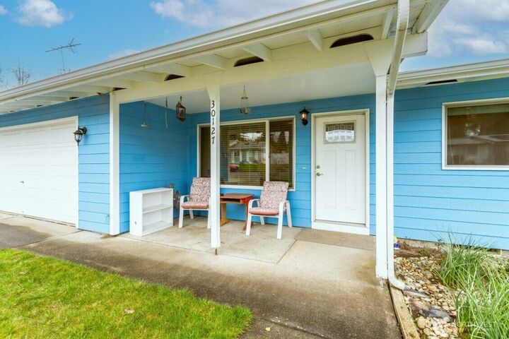 Property Photo:  30127  10th Avenue S  WA 98003 
