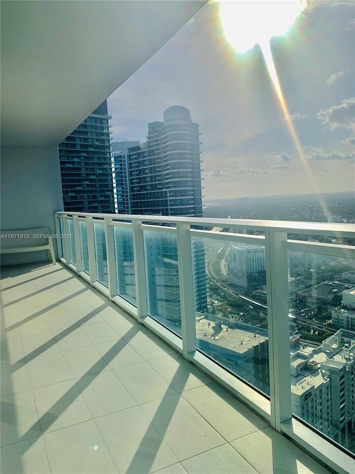 Property Photo:  1080 Brickell Ave 4009  FL 33131 