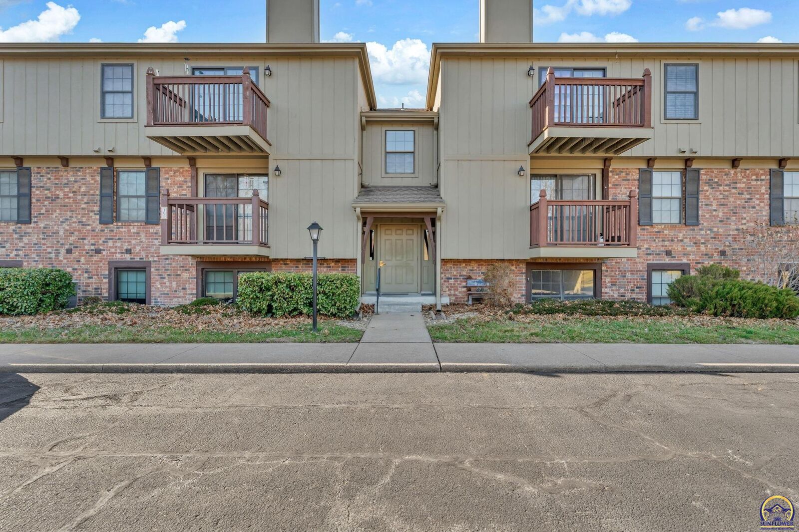 Property Photo: 5633 SW Foxcroft S. Cir Unit #207 KS 66614