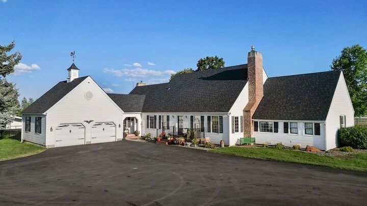 Property Photo:  11021 S Hatch Rd  WA 99224 