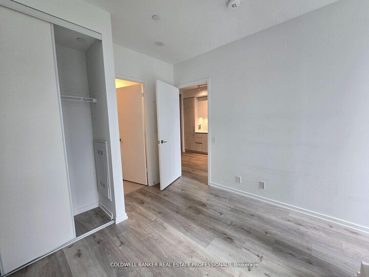 Property Photo: 7890 Jane Street 502 ON L4K 0K9