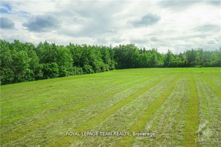 Property Photo: 8530 Victoria Street ON K0A 2P0