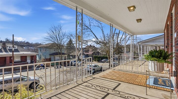 Property Photo: 5555 Pocusset Street PA 15217