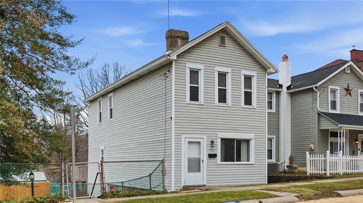 Property Photo: 753 6th St PA 15139