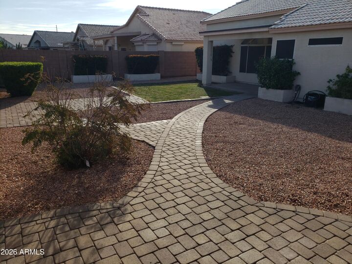 Property Photo:  678 W Fremont Drive  AZ 85282 