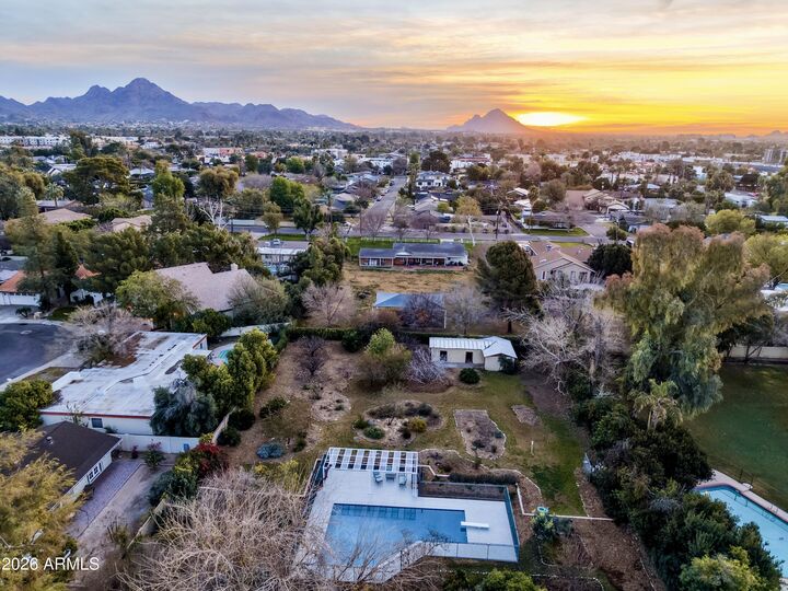 Property Photo: 6055 N 2nd Street AZ 85012