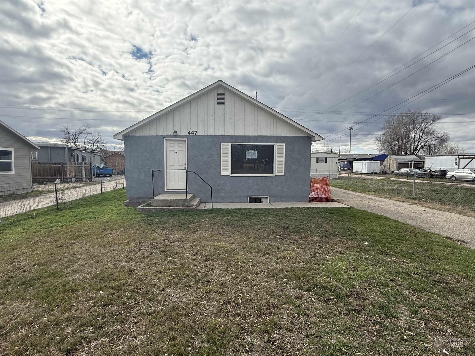 Property Photo:  447 1st St N  ID 83687 