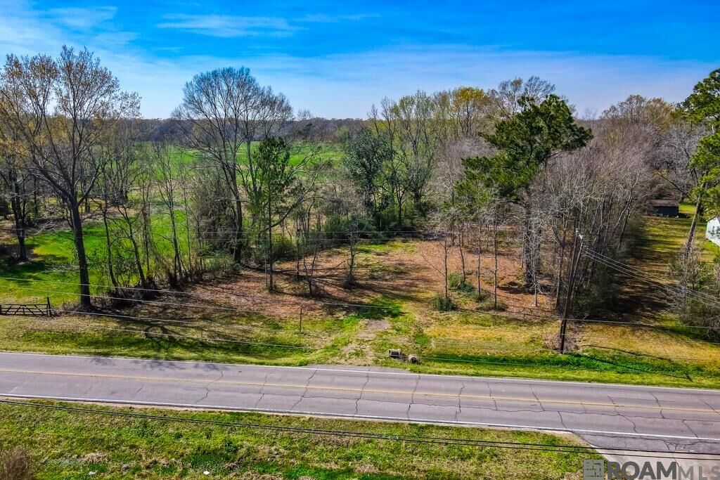 Property Photo:  10353 Foster Rd  LA 70811 