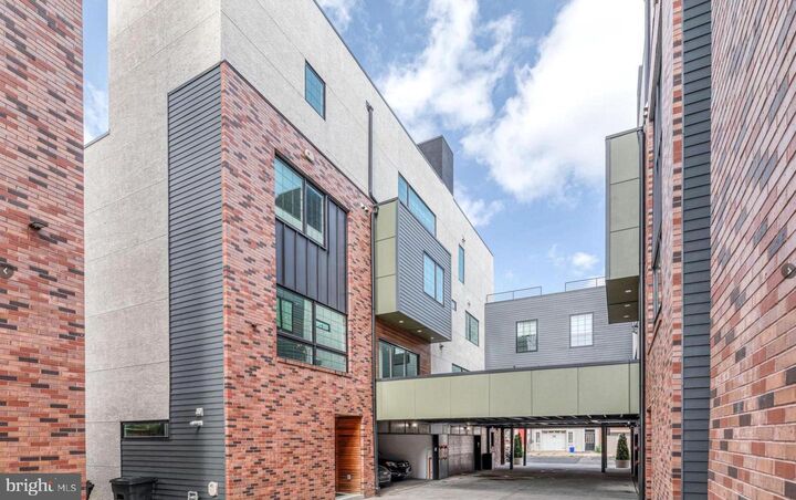 Property Photo: 1130 Shackamaxon Street 3 PA 19125