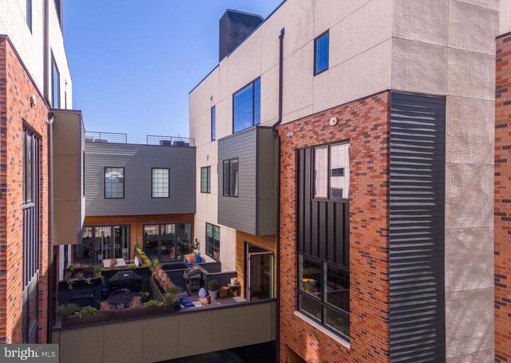 Property Photo:  1130 Shackamaxon Street 3  PA 19125 