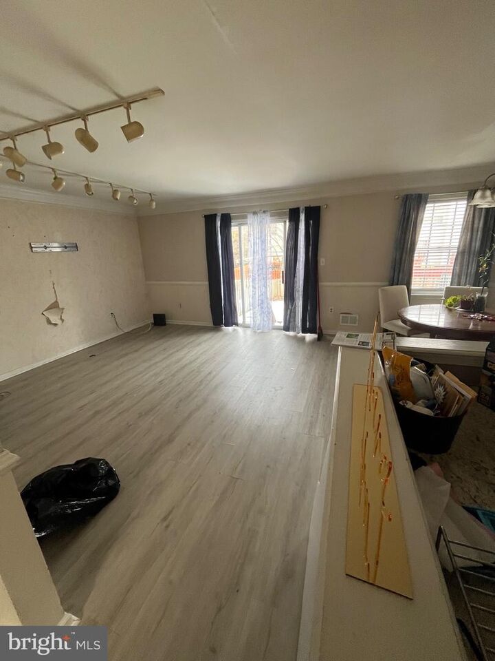 Property Photo:  4 Fawn Court  NJ 08048 