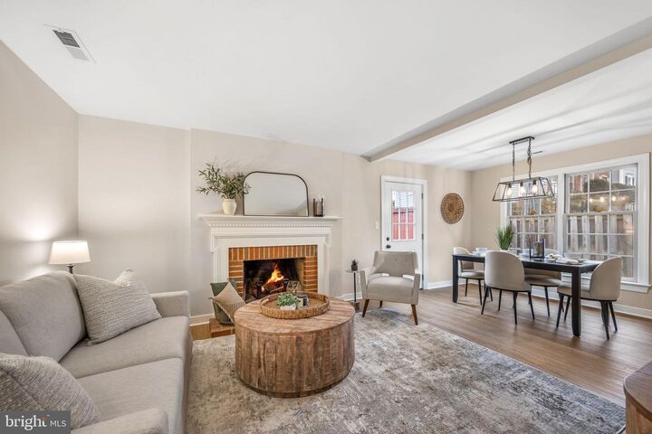 Property Photo:  1432 Kenmore Avenue  VA 22401 