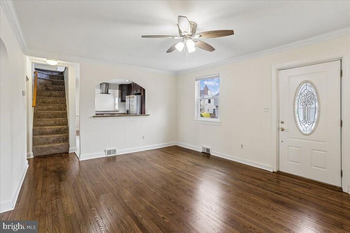 Property Photo:  1721 S Monroe Street S  VA 22204 