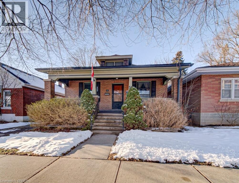 Property Photo:  51 Brunswick Street  ON N3T 1E9 