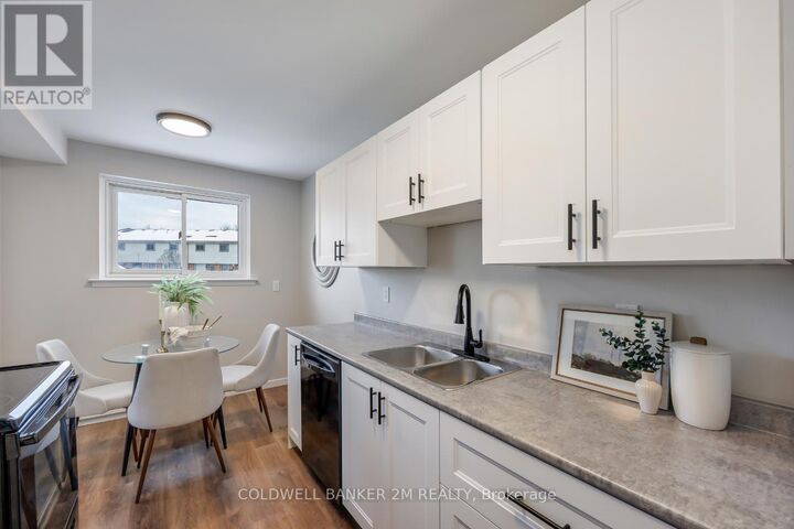 Photo de la propriété:  120 Nonquon Road 100  ON L1G 7E6 