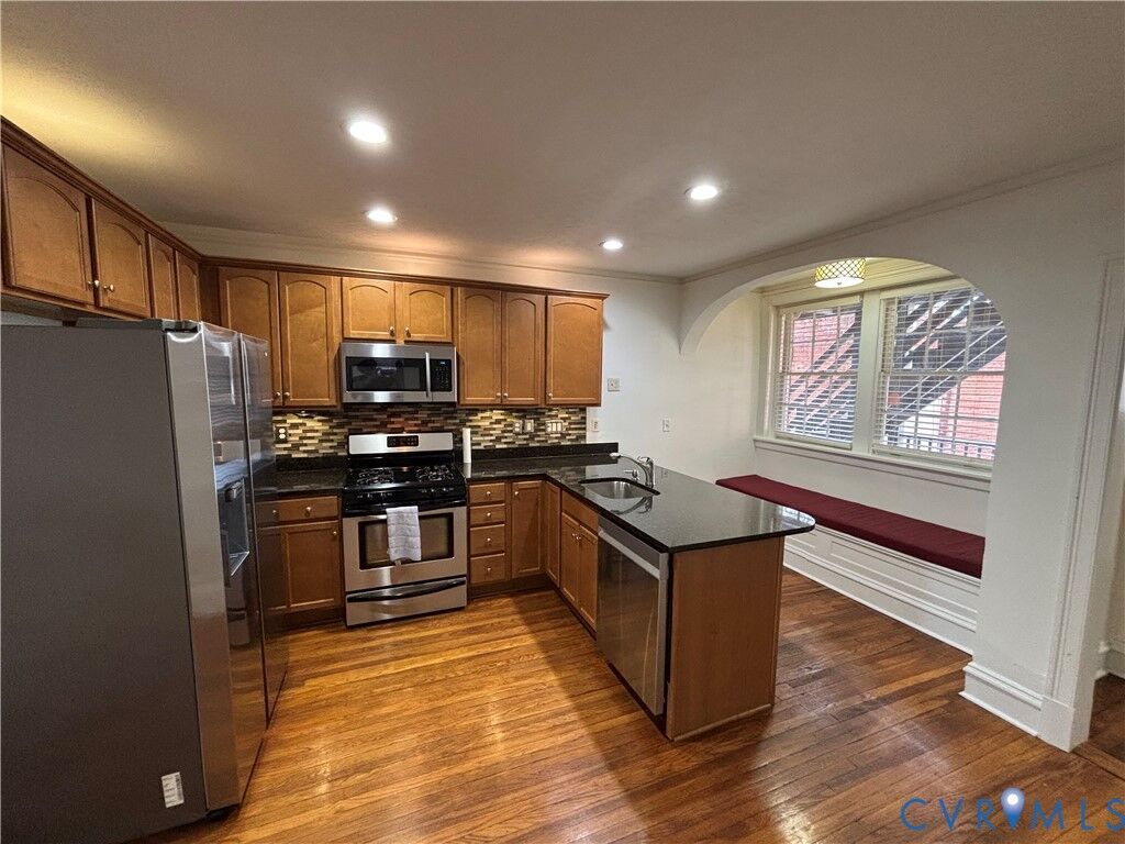 Property Photo:  910 Tilden Street U1  VA 23221 