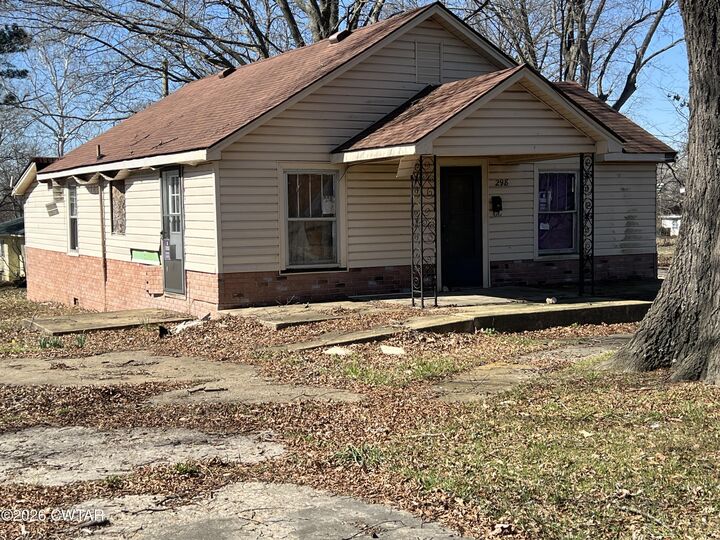 Property Photo:  298 High Street  TN 38330 