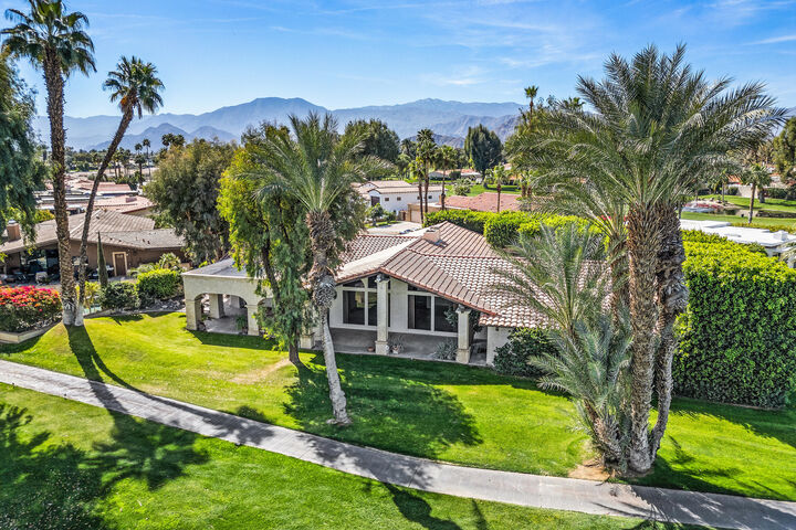 Property Photo:  43180 Chapelton Drive  CA 92203 