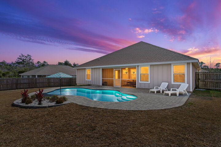 Property Photo: 3537 Shadbush Lane FL 32539