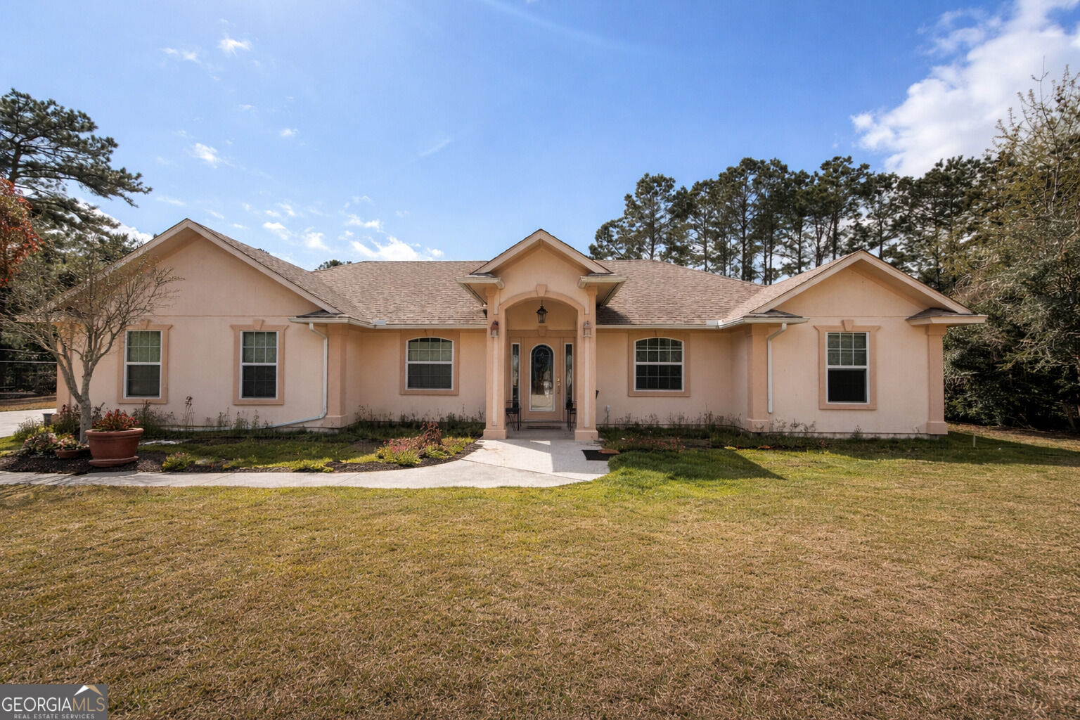 Property Photo:  352 Rainbow Lane  GA 31569 