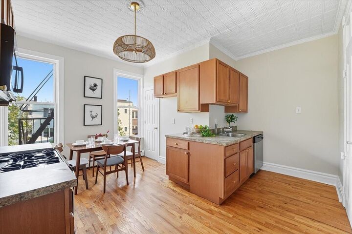 Property Photo:  198 Bowers St 2  NJ 07307 