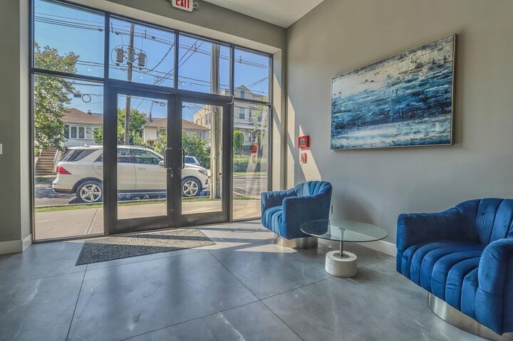 Property Photo:  140 Avenue B 401  NJ 07002 