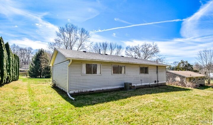 Property Photo: 4385 E Bethel Lane IN 47408-9567