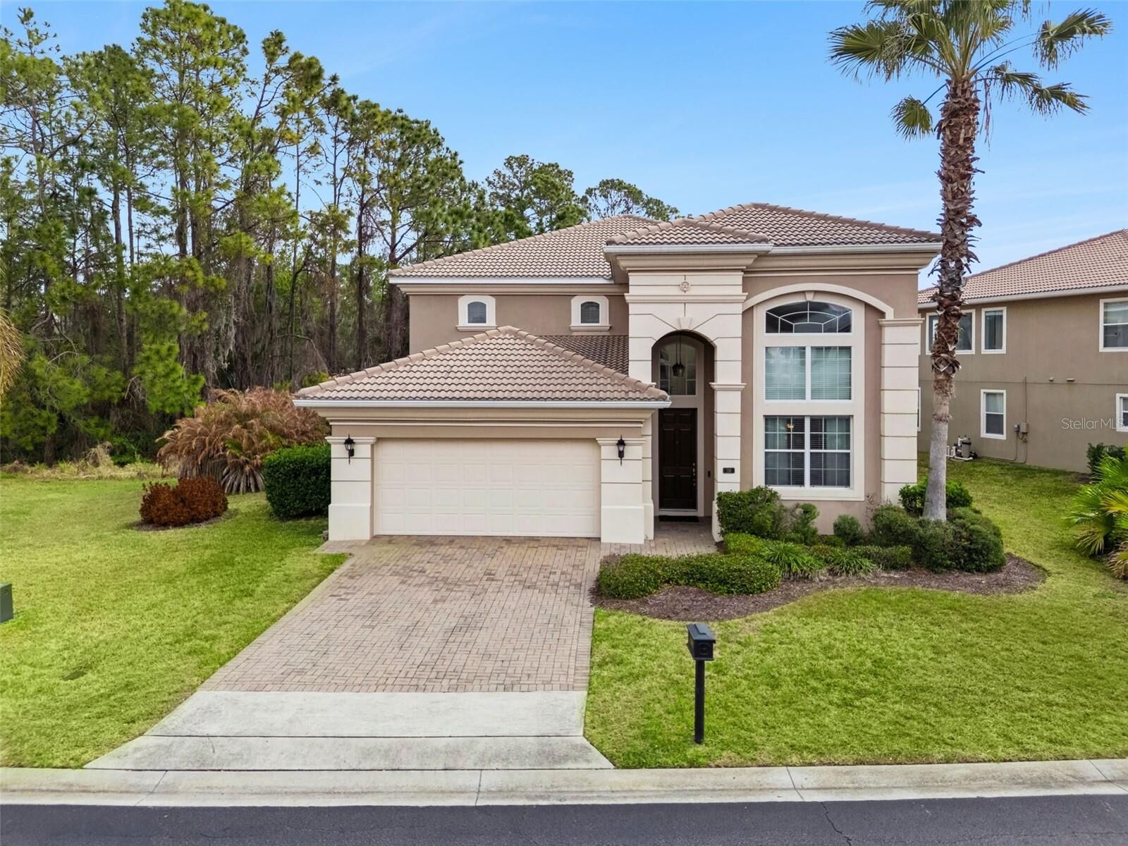 Property Photo: 136 Drayton Ave FL 33837