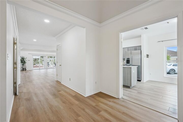 Property Photo:  6034 Jamestown Park 109  FL 32819 