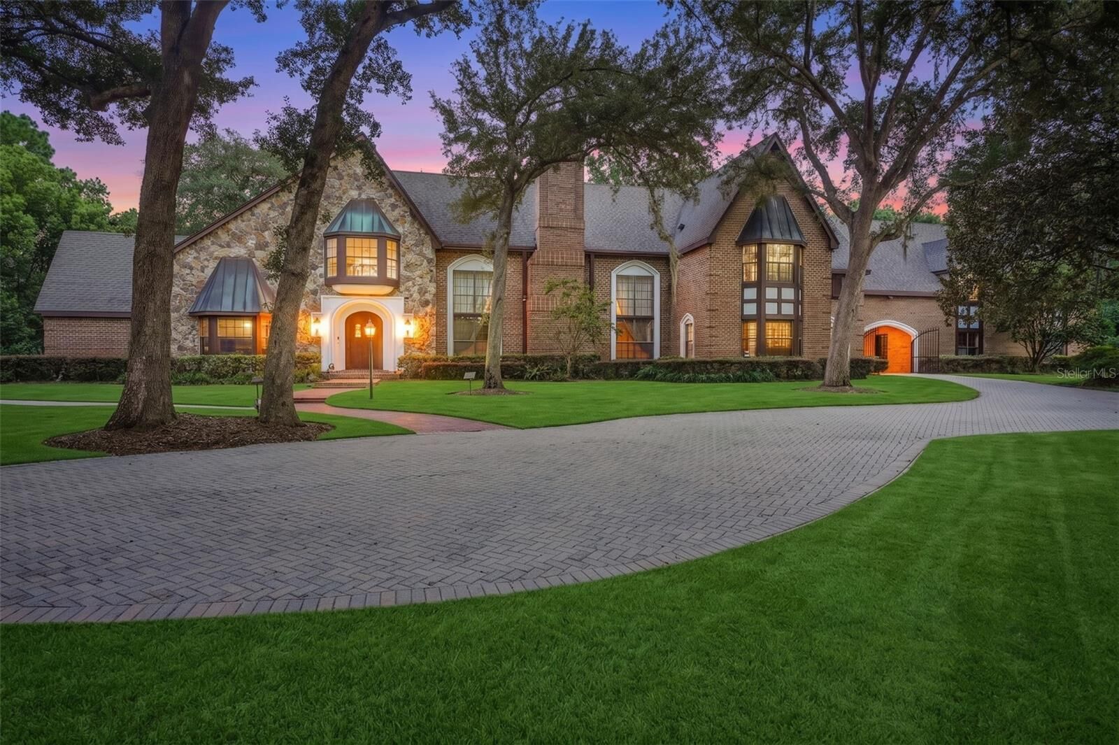 Property Photo:  810 Sweetwater Club Boulevard  FL 32779 