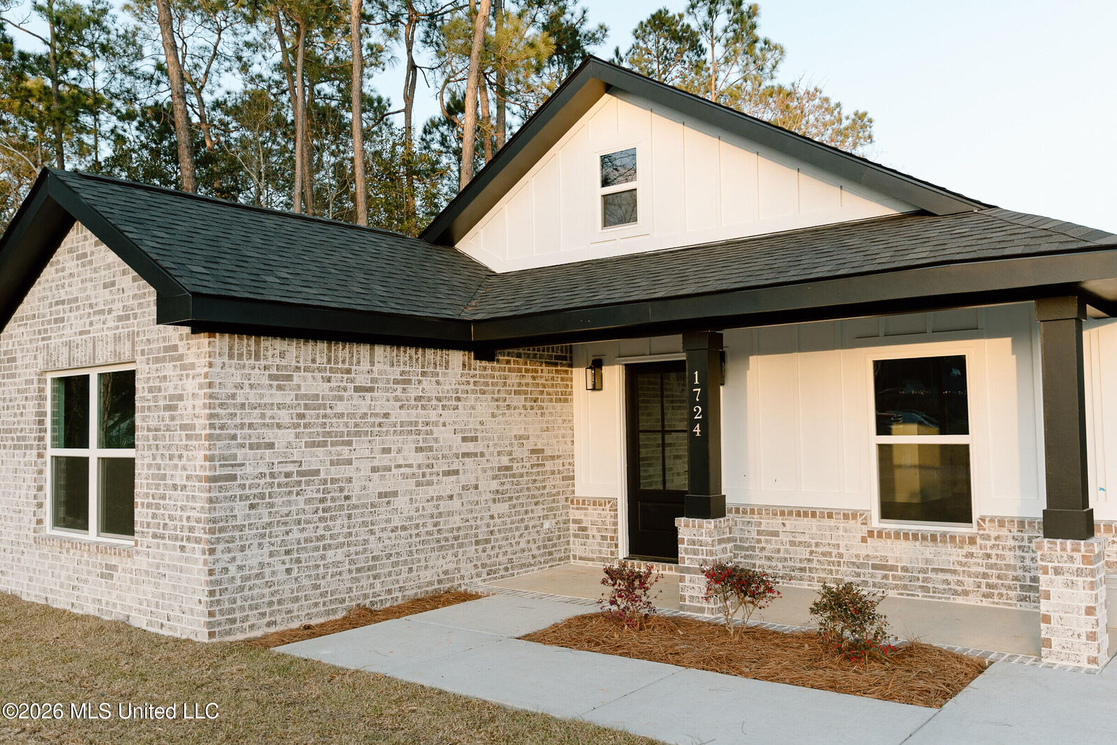 Property Photo:  1717 Barracuda Drive  MS 39553 