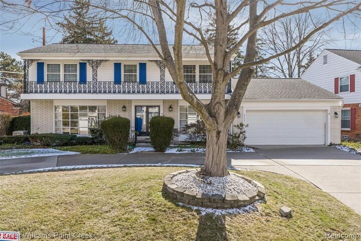 Property Photo:  4732 Barcroft Way  MI 48310 5048 
