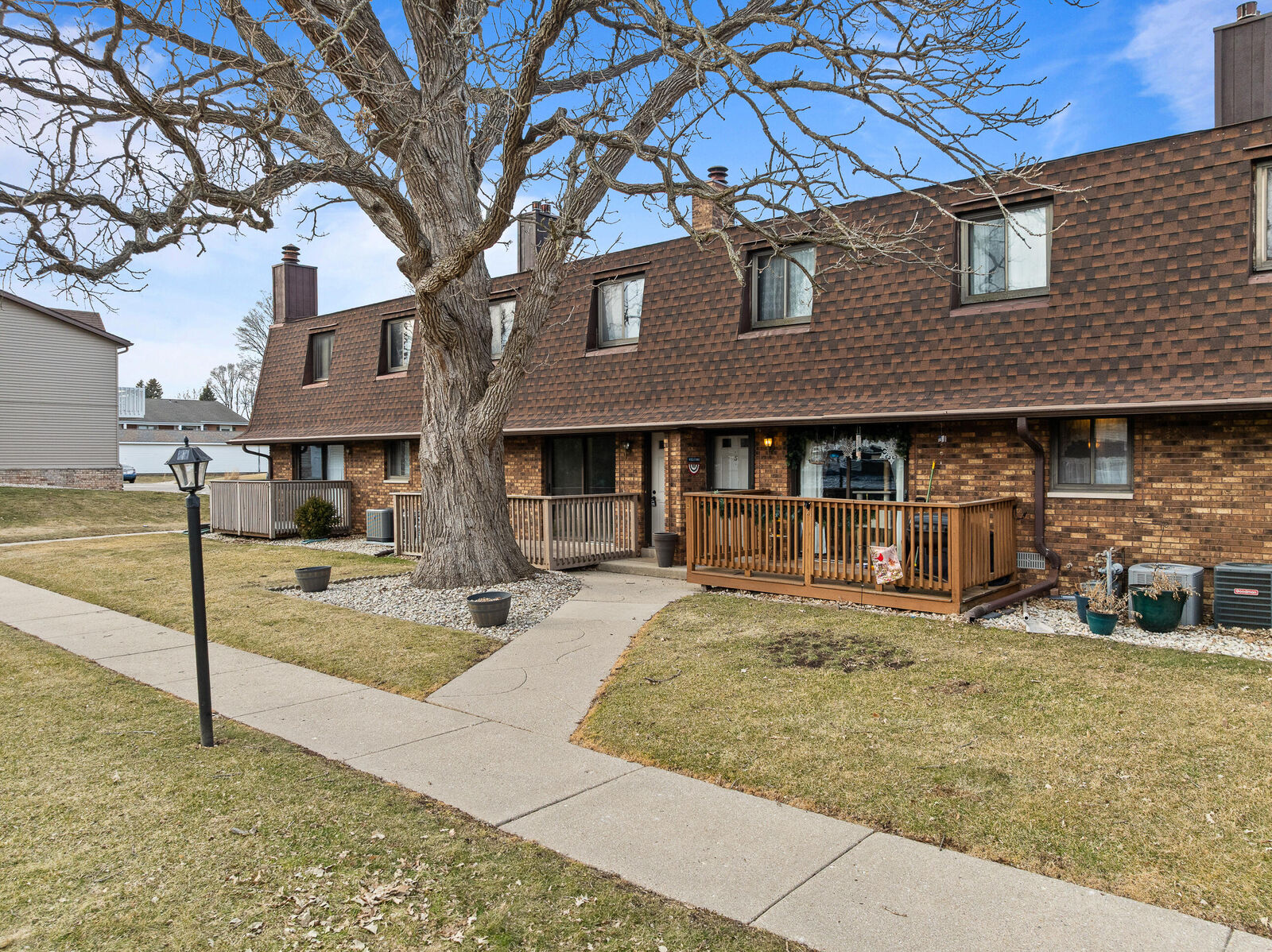 Property Photo: 620 Bowers Blvd 4 WI 53115