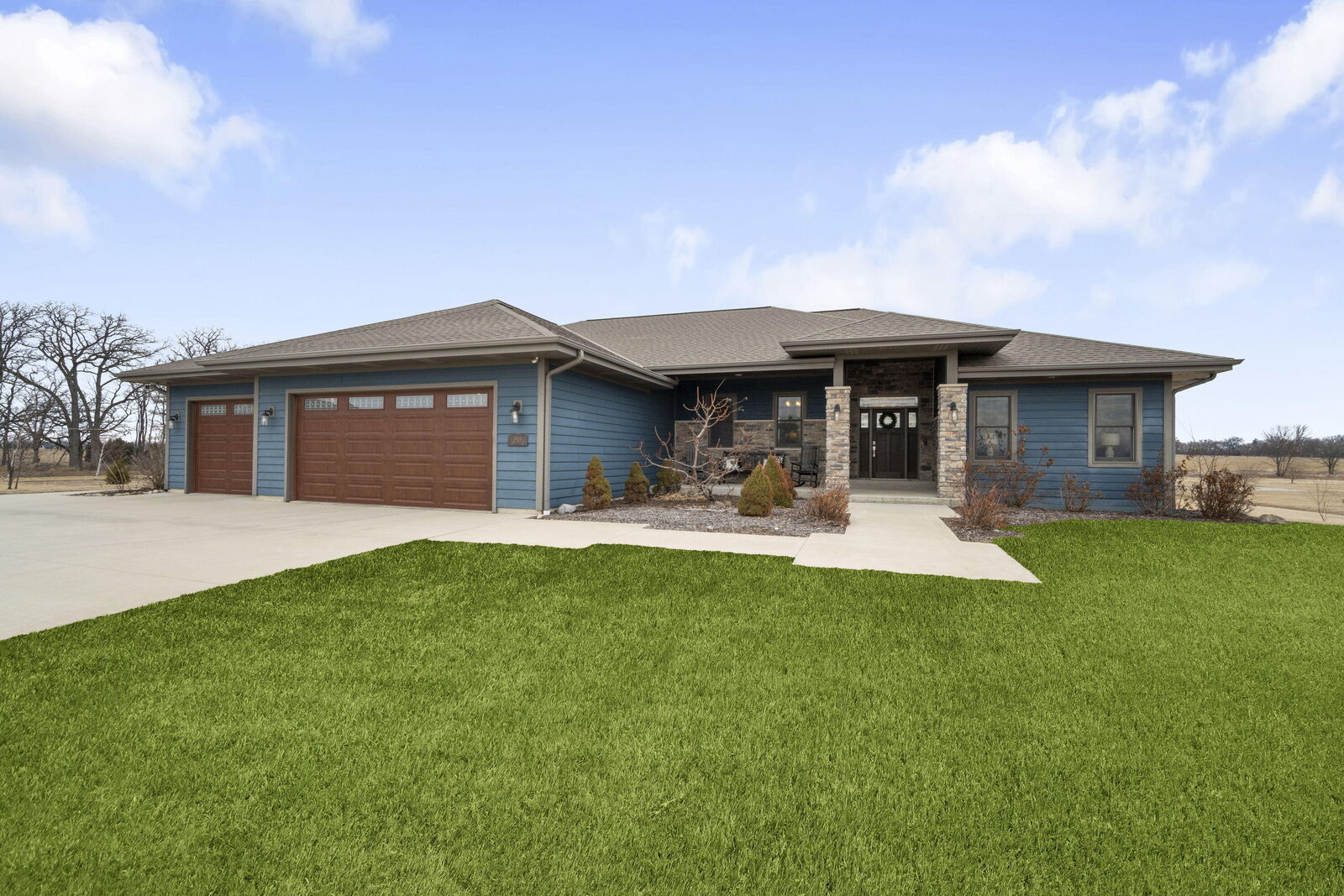 Property Photo: 3420 Britton Rdg WI 53182