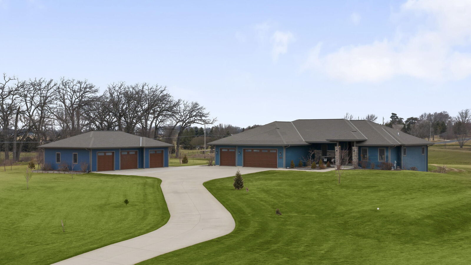 Property Photo:  3420 Britton Rdg  WI 53182 