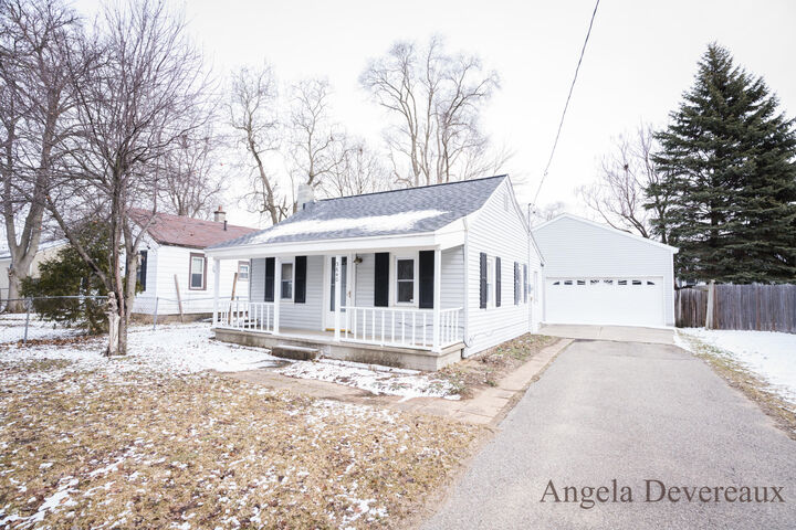 Property Photo: 3640 Raven Avenue SW MI 49509