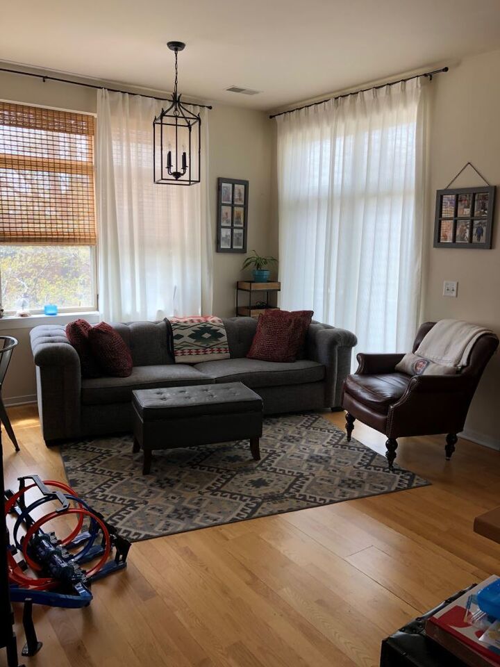 Property Photo:  2935 N Clybourn Avenue 301  IL 60618 