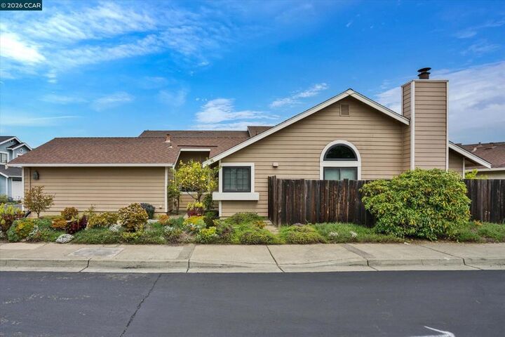Property Photo: 1286 Clarke Ln CA 94502