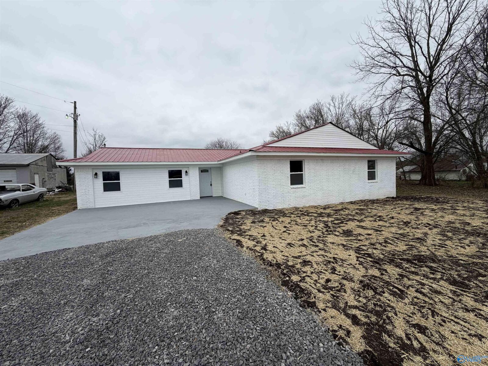 Property Photo: 6014 County Road 19 AL 35771