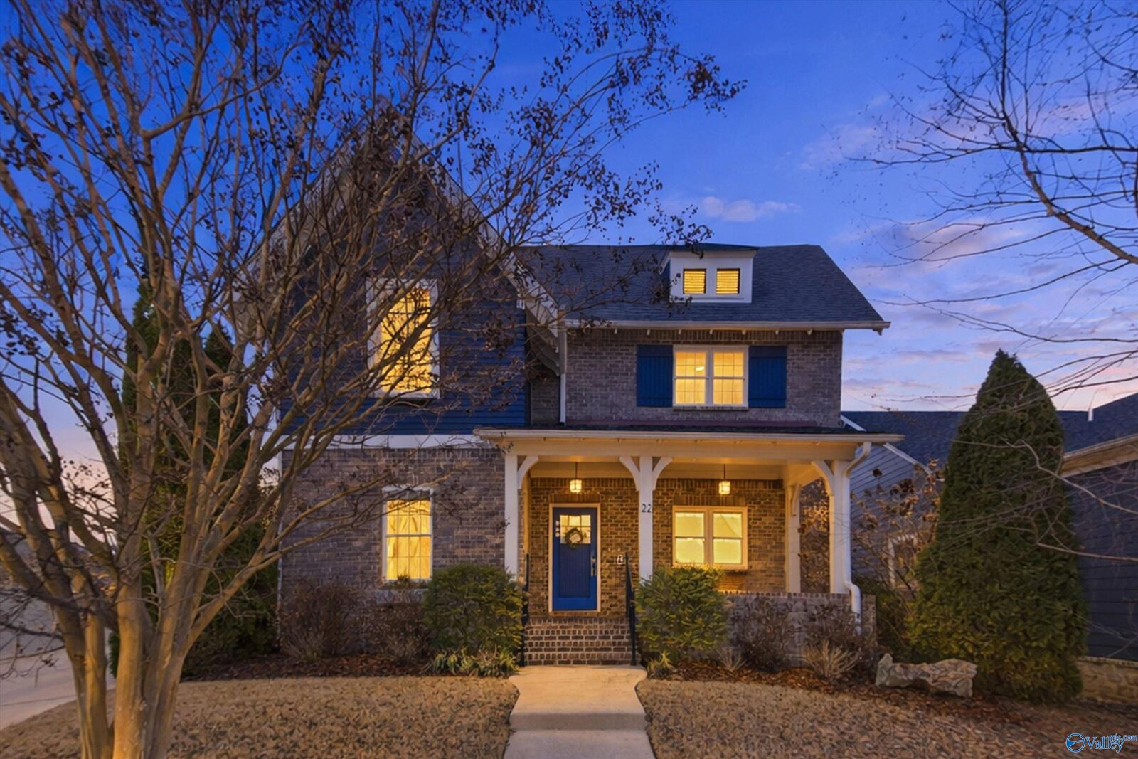 Property Photo: 22 Astoria Lane SE AL 35748