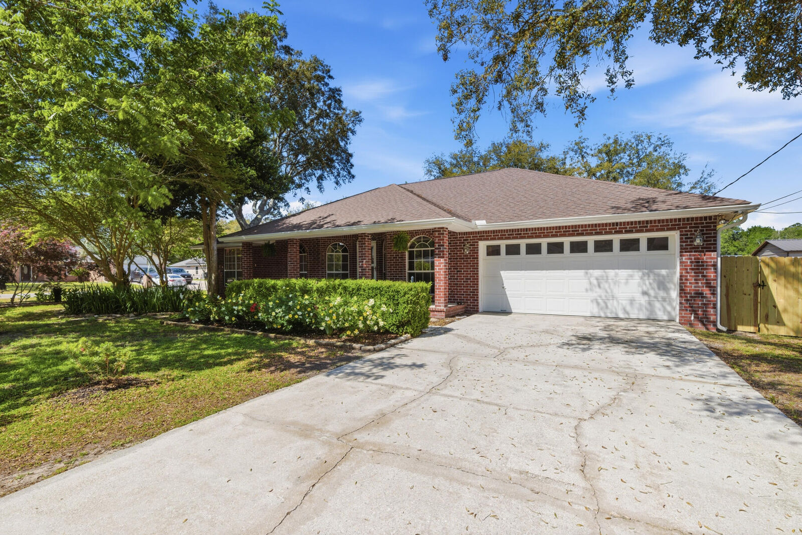Property Photo: 2775 Riverside Landing Drive FL 32566